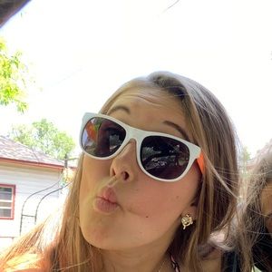 Meet your Posher, Tate